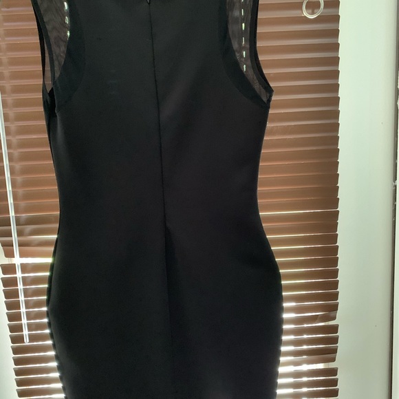 GUESS Dress 👗 - Picture 4 of 4